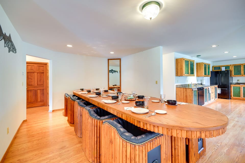 Dining Area | Main Floor
