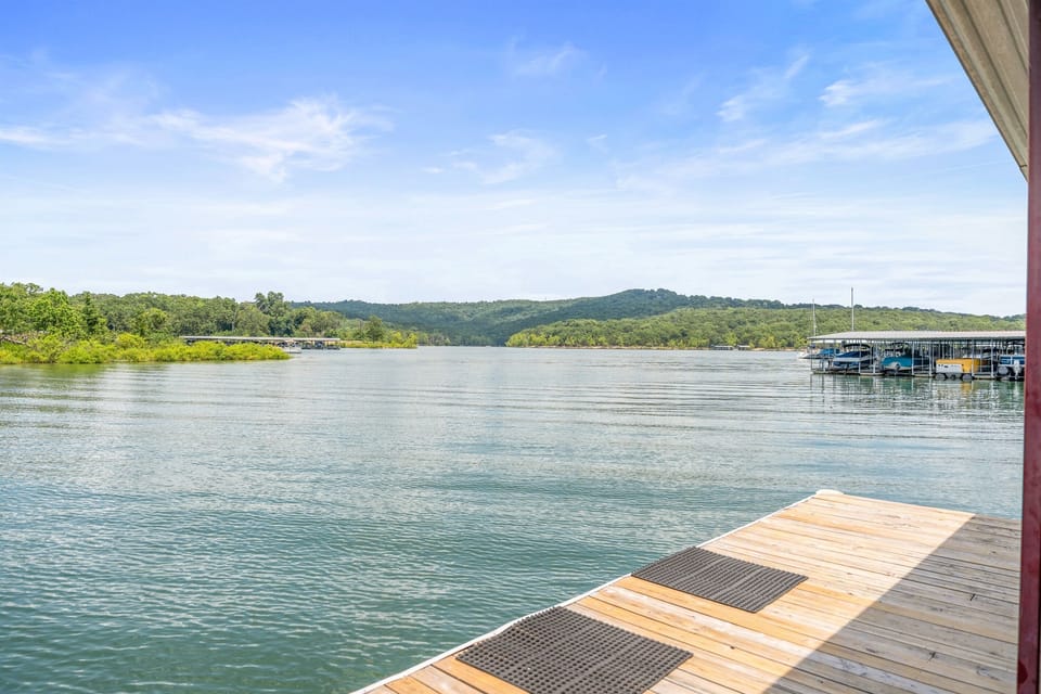 A tranquil dockside escape, where the gentle waves and fresh air create the perfect environment for relaxation