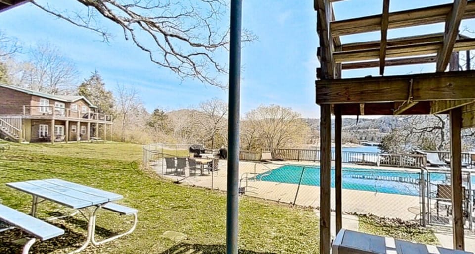 Cool off and relax in this refreshing pool, design for ultimate comfort