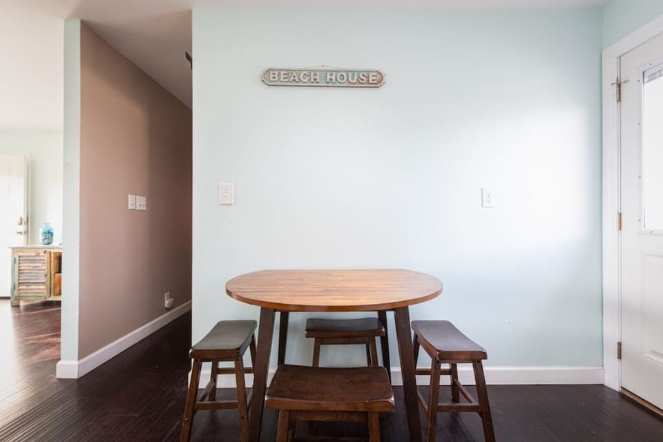 Kitchen Table (Seats 4)