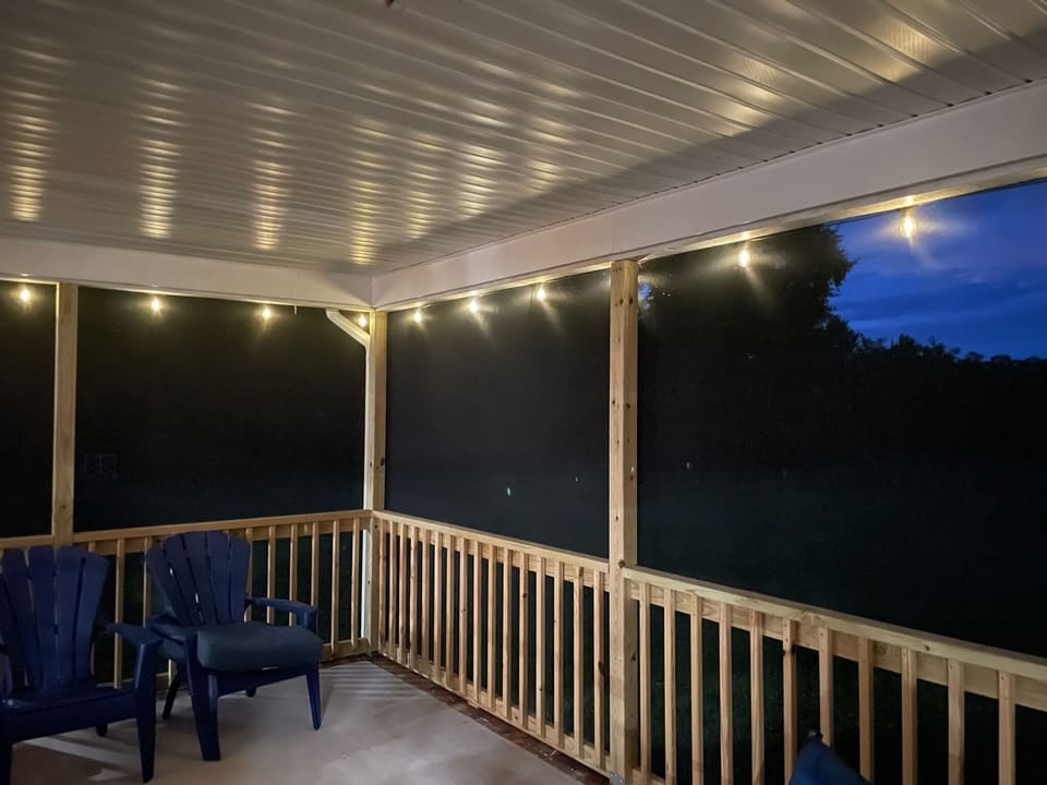 Screen room no bugs 