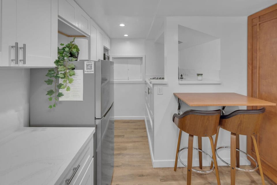 Convenient kitchenette with everything you need.