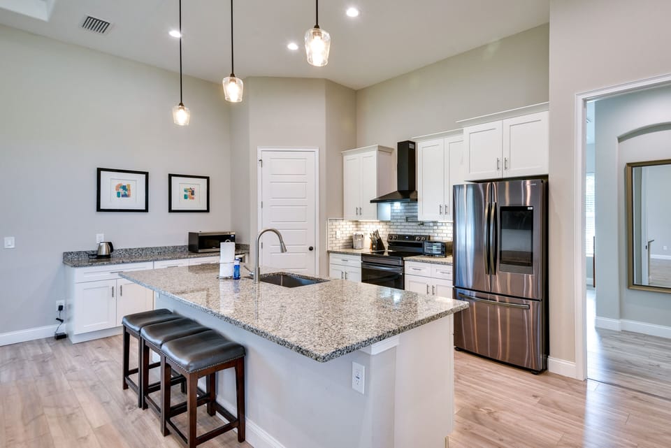 Kitchen | Cooking Basics | Free WiFi