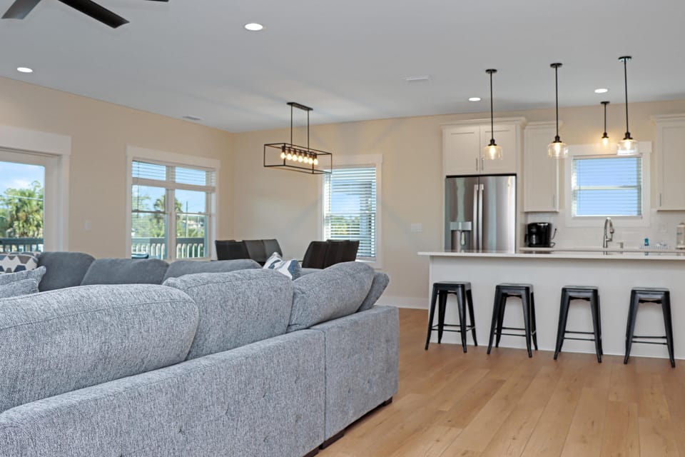 House, Multiple Beds (Desoto 1) | Living area