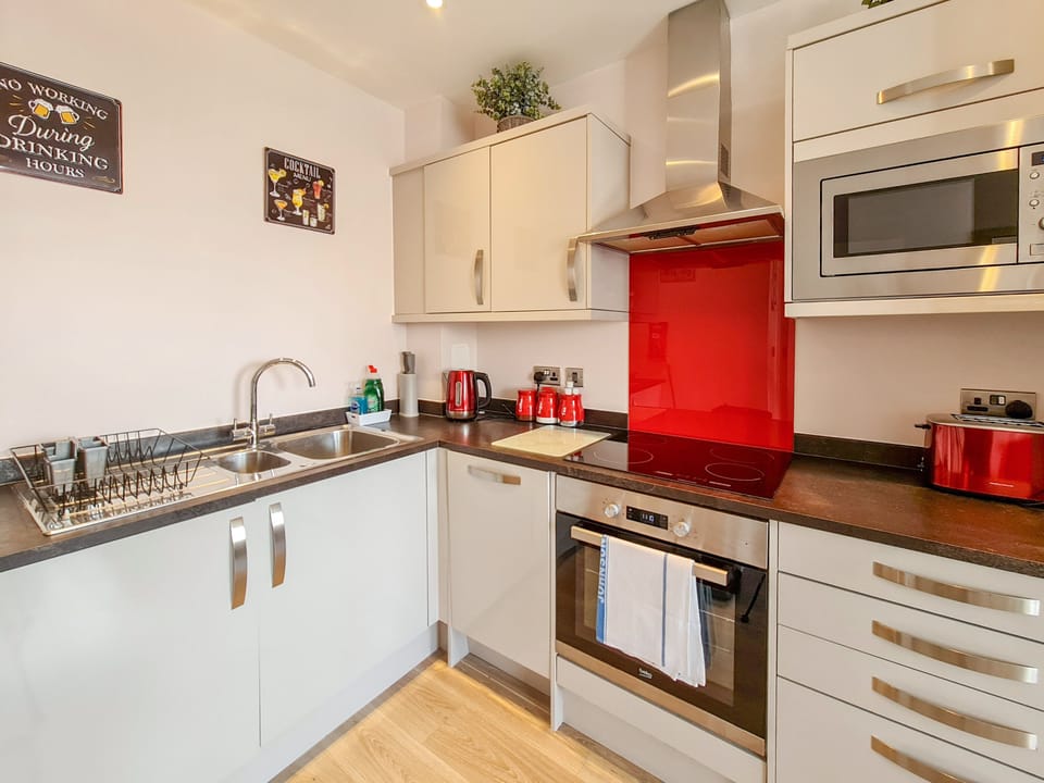 Kitchen 2