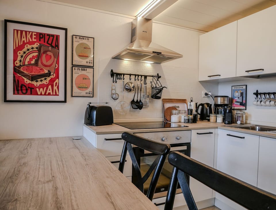 Main view of our fully equipped kitchen 