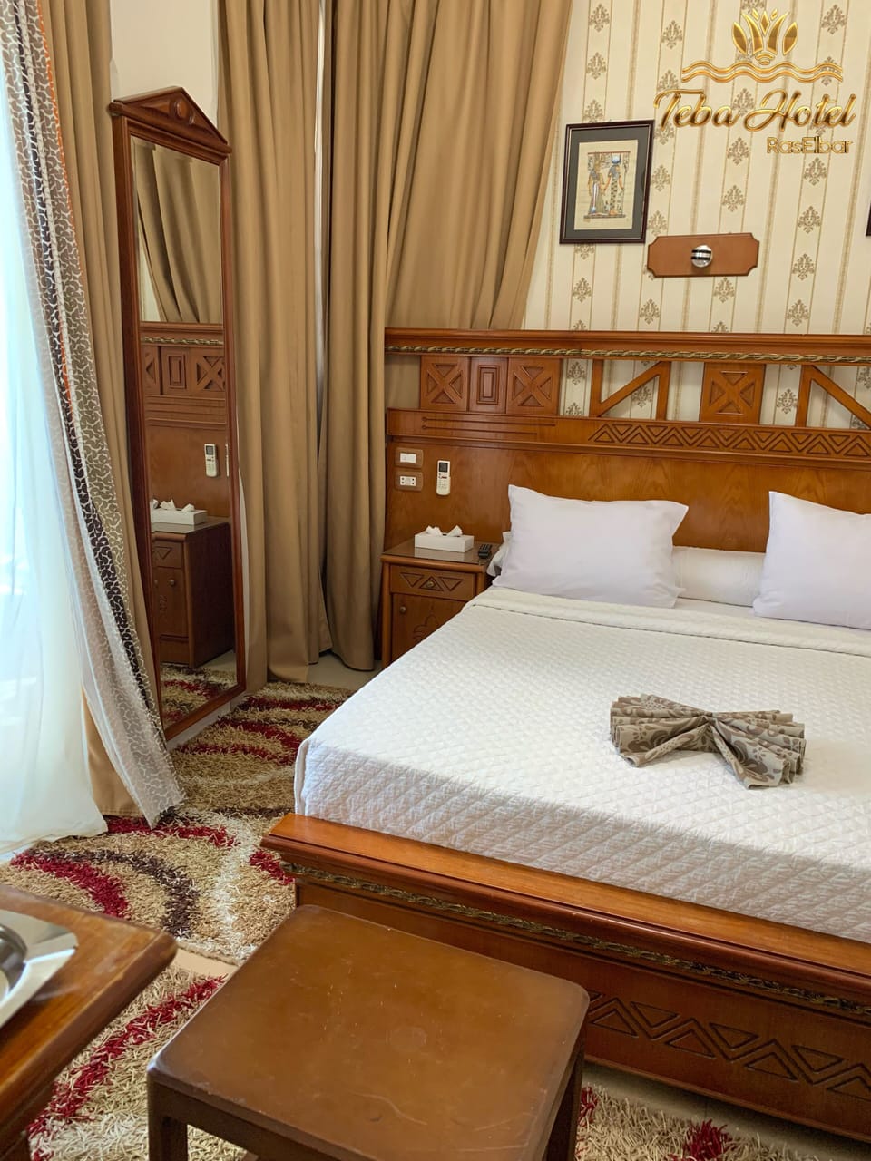 Design Room | Egyptian cotton sheets, premium bedding, memory foam beds, in-room safe