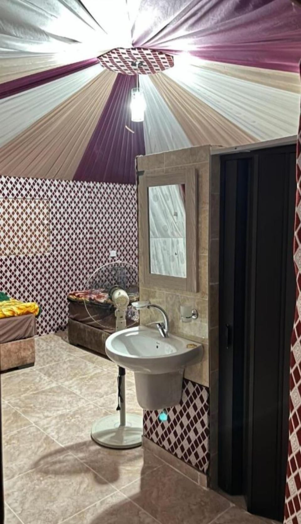 Traditional Tent | Bathroom | Bidet