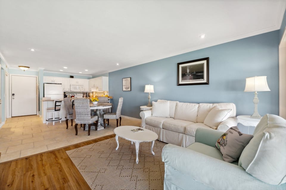 Living Area with Queen Sofa Bed