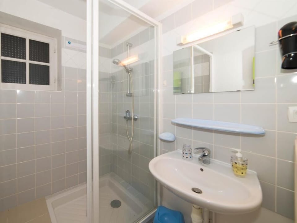 Family House, Valley View | Bathroom