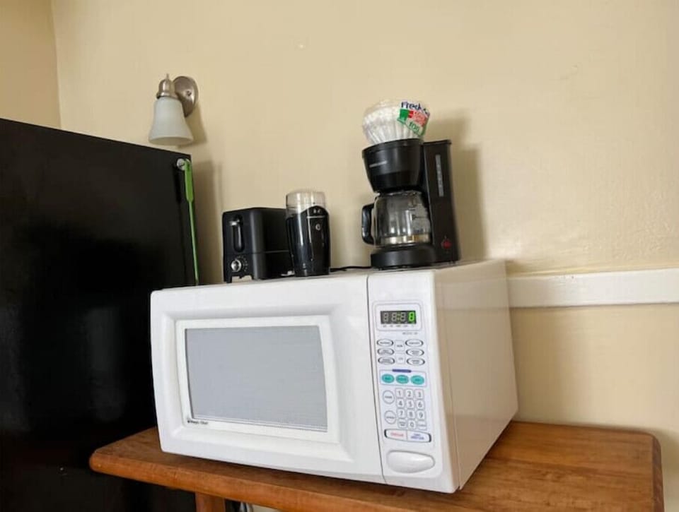 Microwave, coffee maker, grinder & toaster