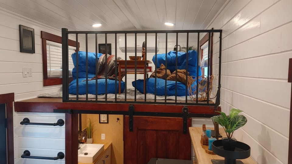 Roomy reading/work/game area with USB wall chargers