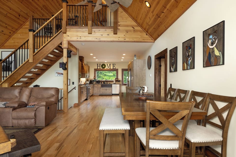 The open floor design allows the living/dining area to flow nicely into the kitchen.