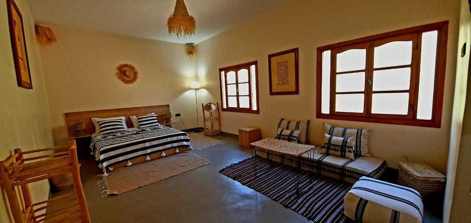 Comfort Twin Room, 1 Queen Bed | Free WiFi