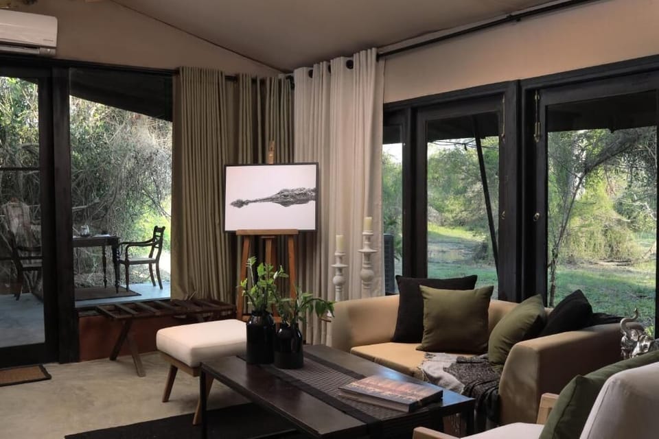 Suite Tent with Plunge Pool | Free WiFi