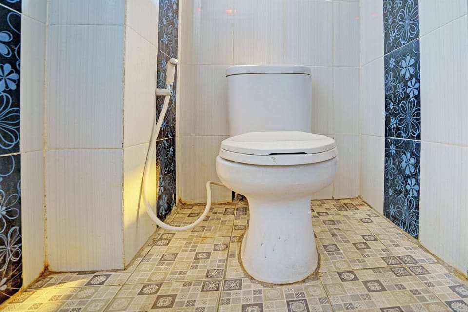 Deluxe Double Room | Bathroom | Shower