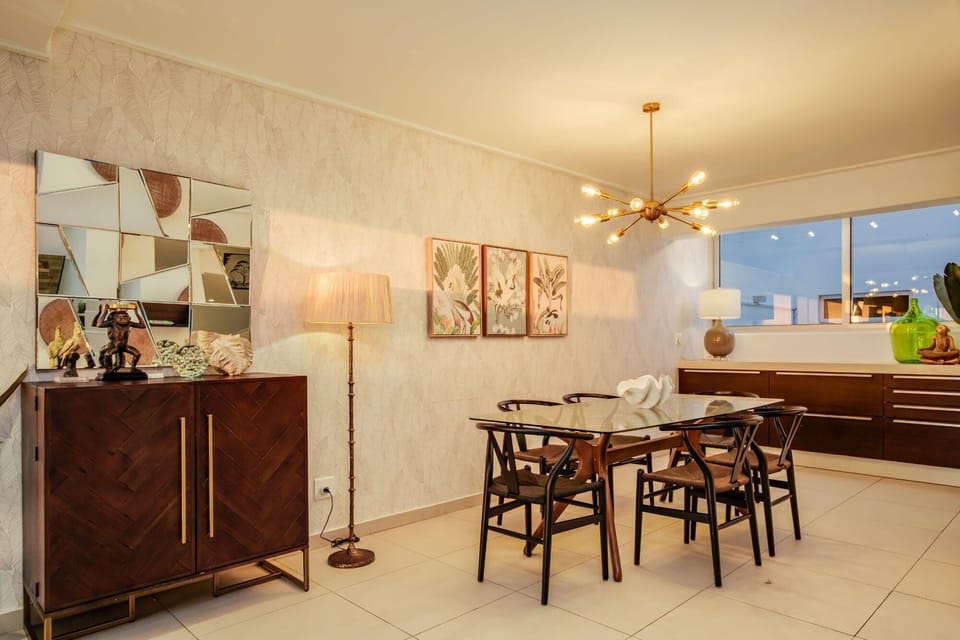 House | 3 bedrooms, desk, Internet