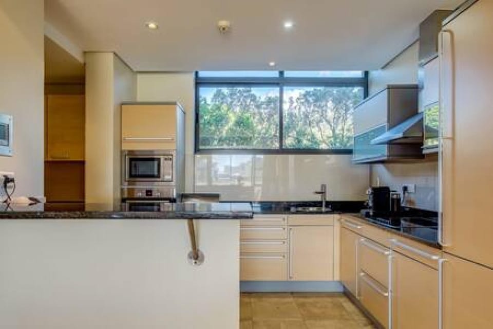 House | 2 bedrooms, desk, Internet
