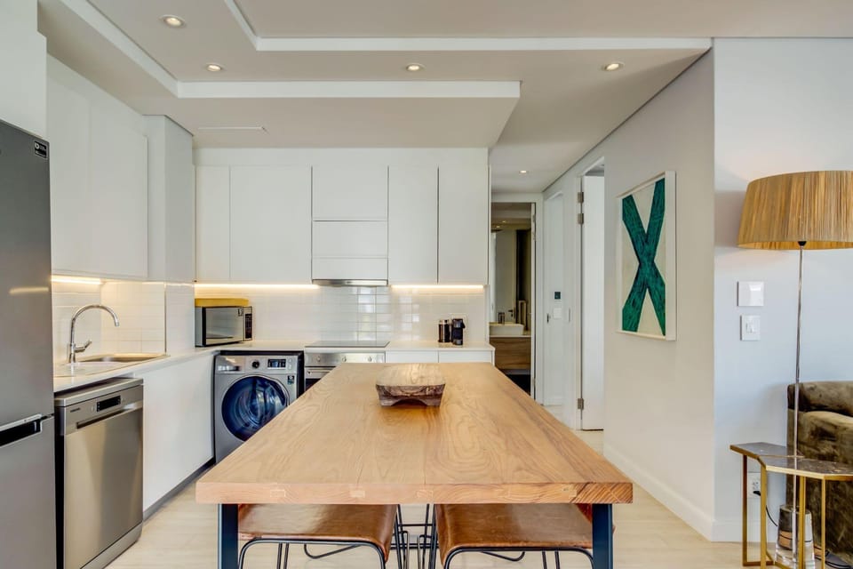 House | 2 bedrooms, desk, Internet