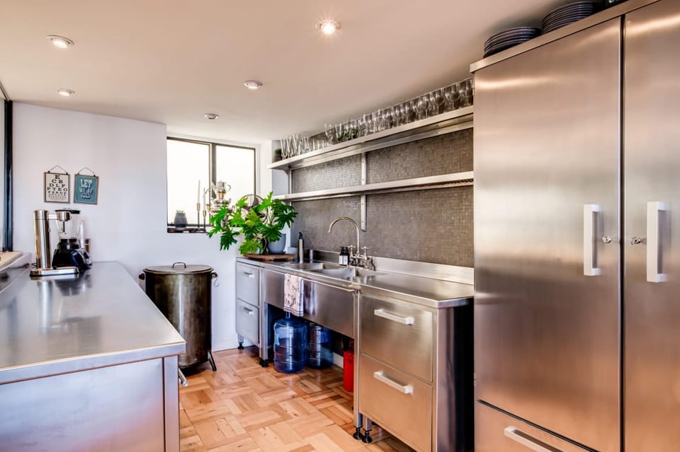 House | 2 bedrooms, desk, Internet