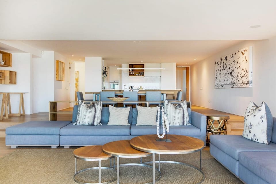 Apartment | 3 bedrooms, desk, Internet