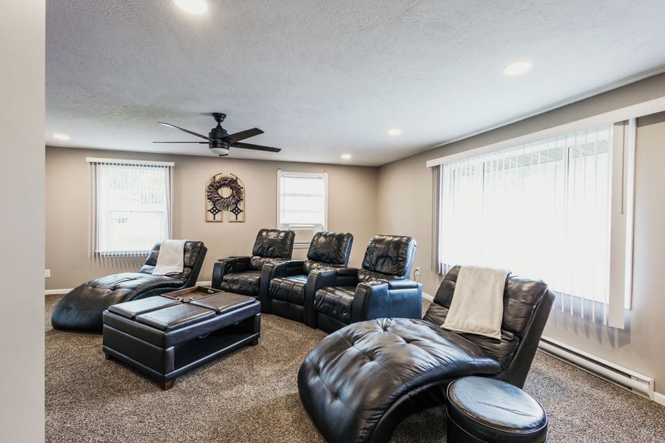 Spacious Living Room. Fully Furnished. Dimmable Lighting. 55” Smart TV!