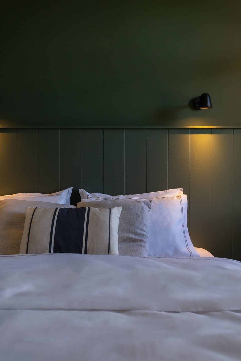 Deluxe Suite | In-room safe, soundproofing, iron/ironing board, WiFi (free)