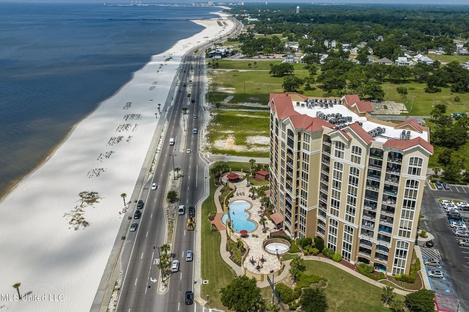 Sand By Me overlooks the pool from the 5th floor