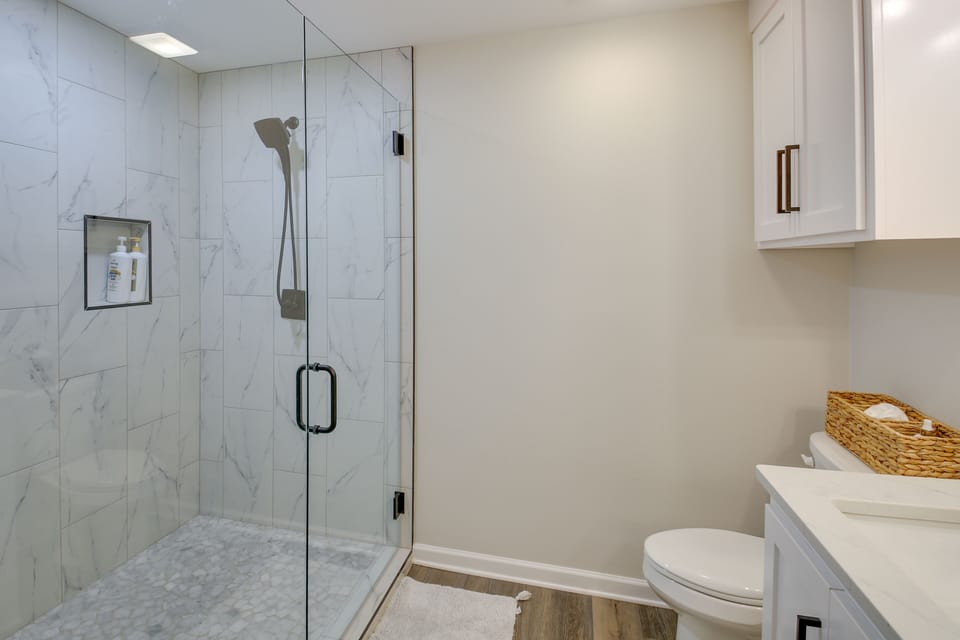 En-Suite Bathroom | Walk-In Shower | Complimentary Toiletries | Towels Provided