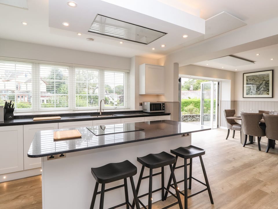 Fridge, dishwasher, electric kettle, toaster