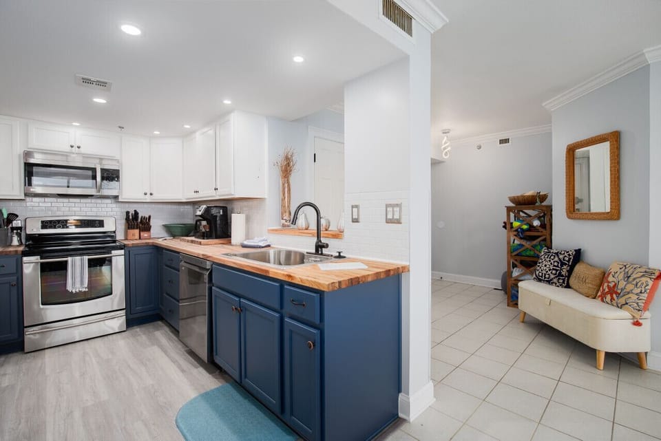 Fully stocked kitchen.
