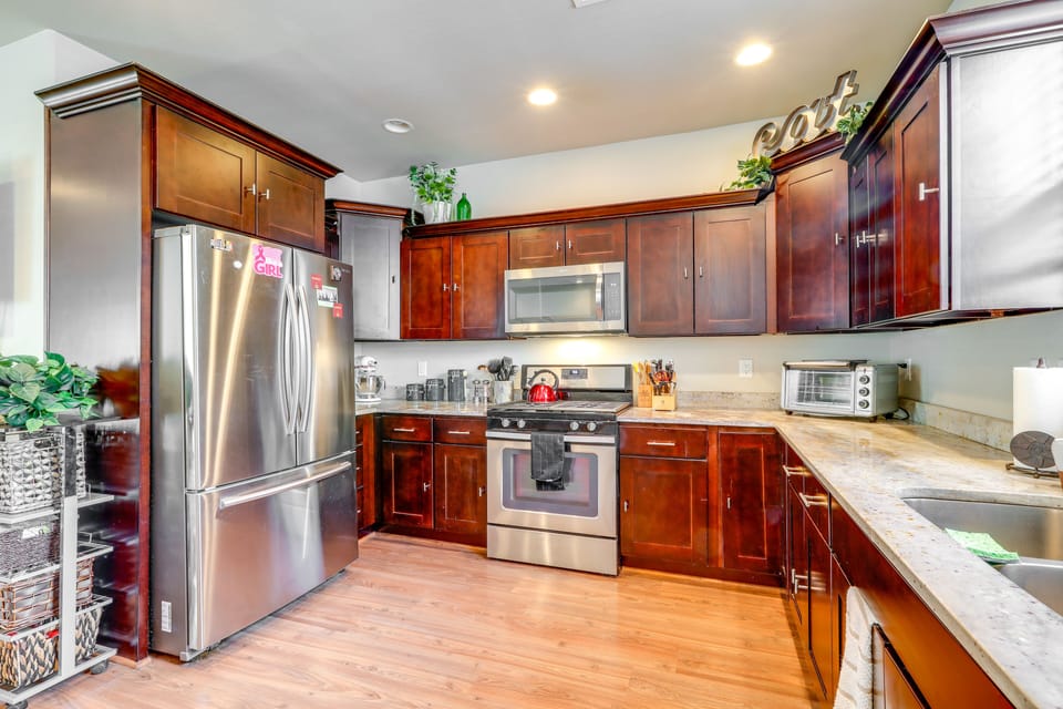 Kitchen | Cooking Basics | Coffee Maker | Blender | Microwave | Toaster Oven