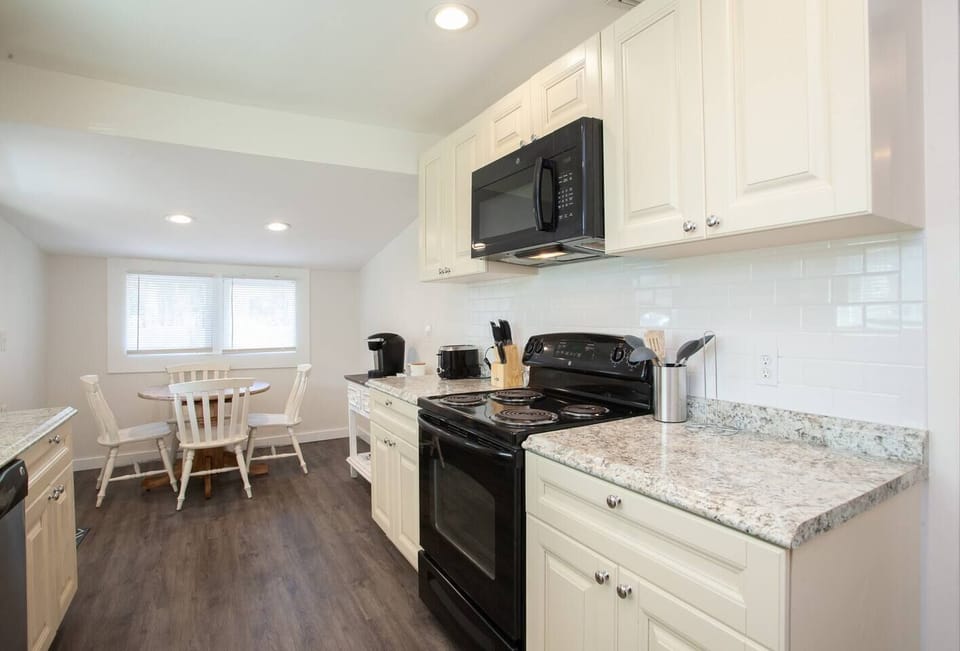 Full size range/oven/microwave