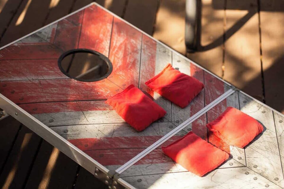 Corn hole provided and kayak rentals on site - we also sell tubes for your convenience!
Have fun with cornhole on the deck, the perfect way to unwind in the shade after exploring New Braunfels or floating the river.