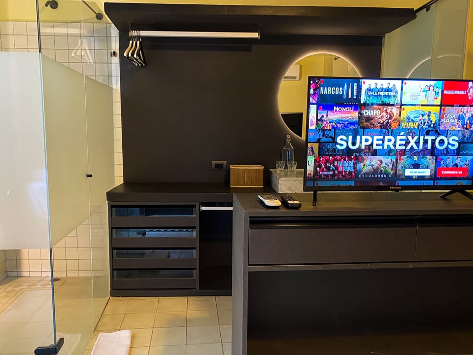 Family Suite | 1 bedroom, WiFi (free)