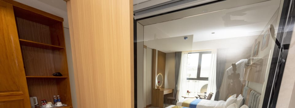 Double or Twin Room | Bathroom | Hair dryer, bathrobes, slippers, bidet