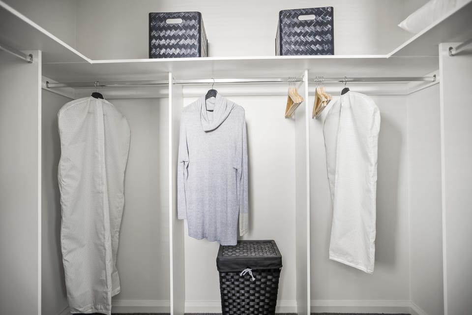 Family House | Wardrobe