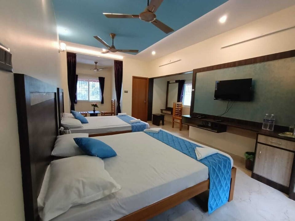 Family Quadruple Room | Soundproofing, free WiFi, bed sheets