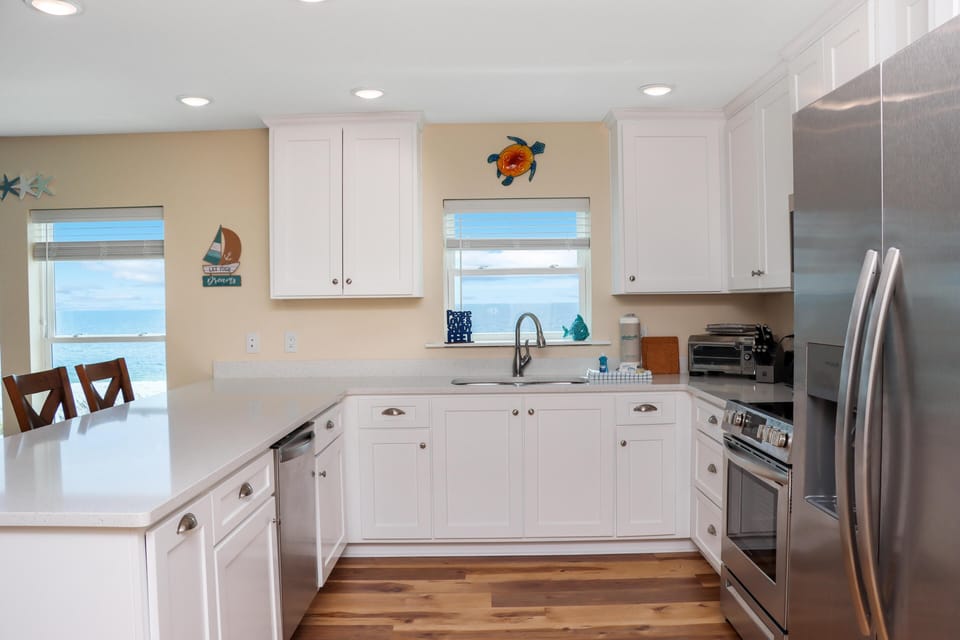 House, Multiple Beds (Pelican Roost E) | Private kitchen