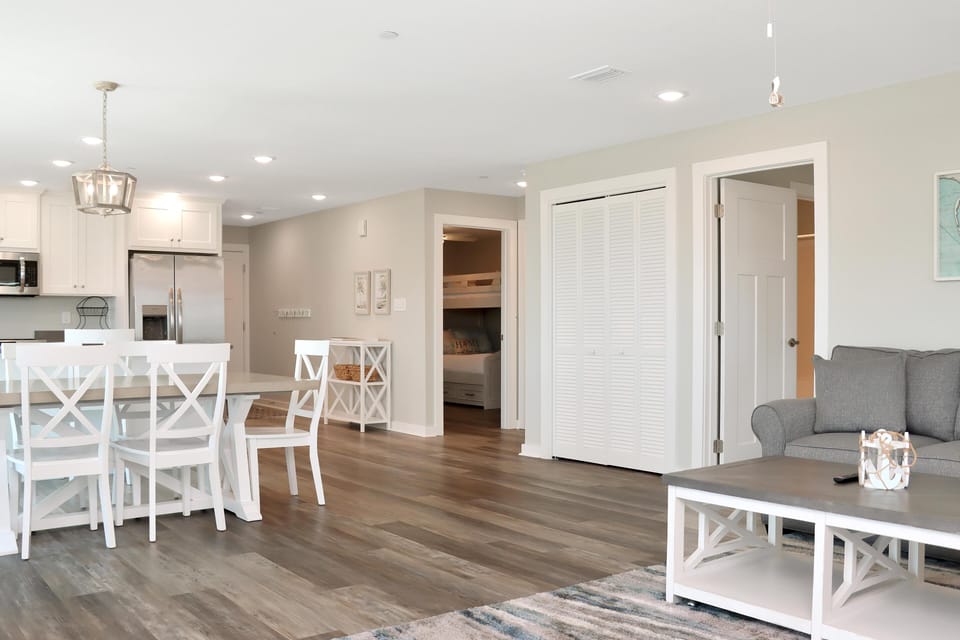 House, Multiple Beds (Pelican Roost A) | Interior