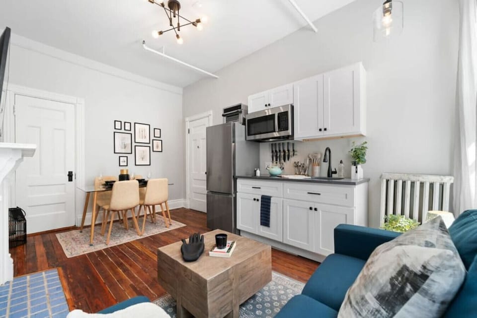 Seamless living at its finest: Where cooking, lounging, and dining blend harmoniously in one open and inviting space.