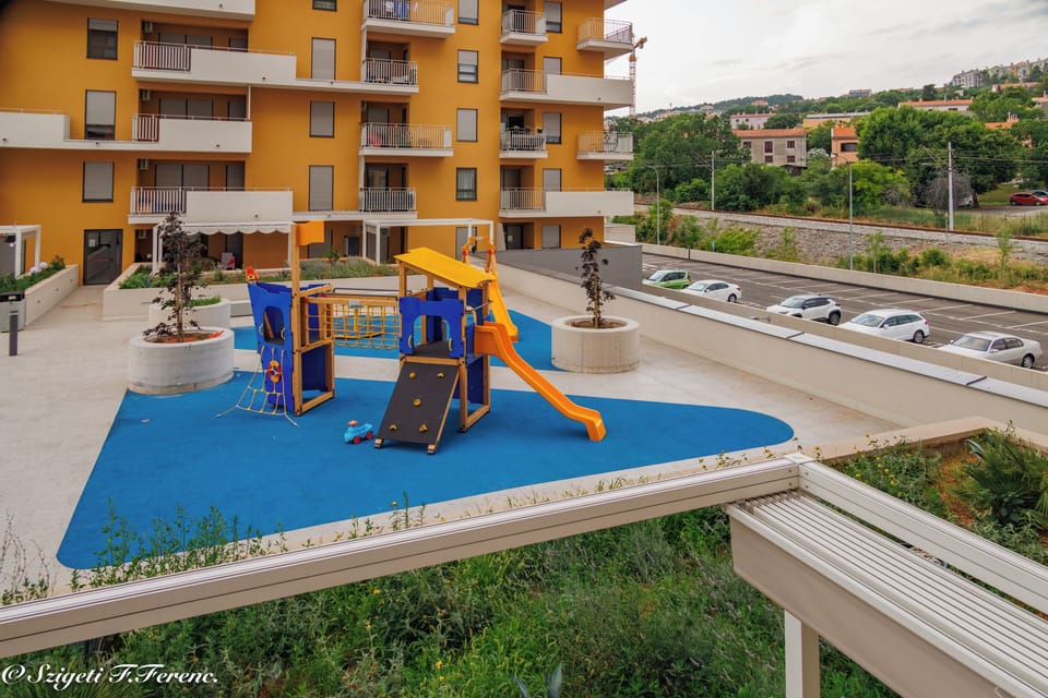 Apartment | Children's area