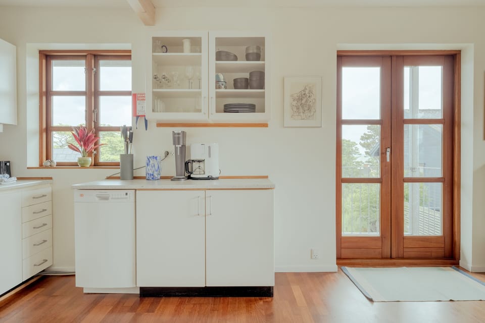 Apartment | Private kitchen | Coffee/tea maker, full-size fridge, oven, stovetop