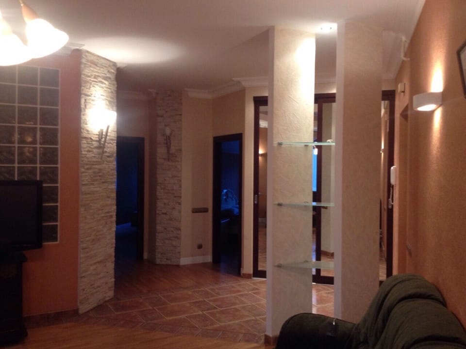 Classic Apartment | Living area | 42-inch flat-screen TV with cable channels