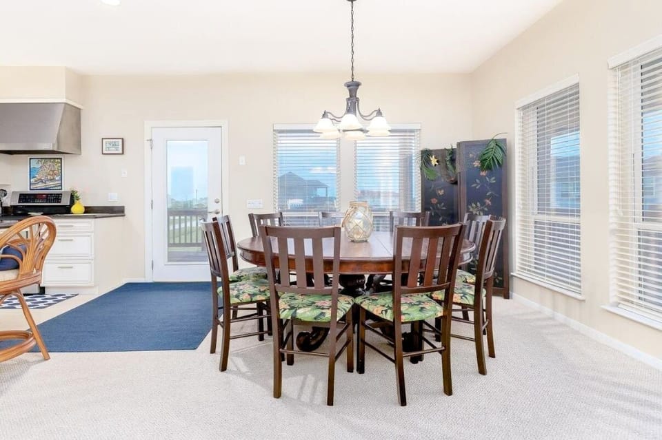 House, 3 Bedrooms | Dining