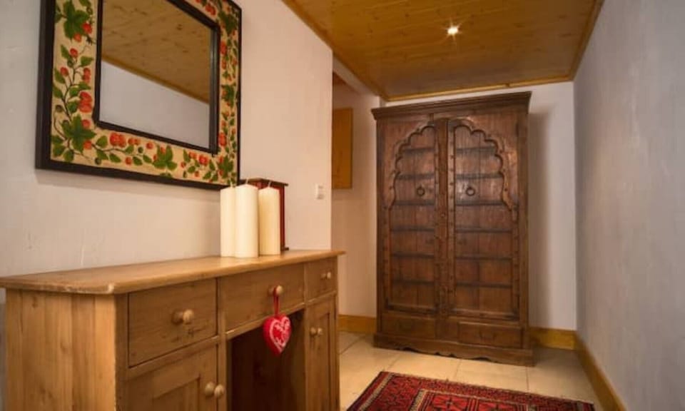 Room 3's ensuite bathroom