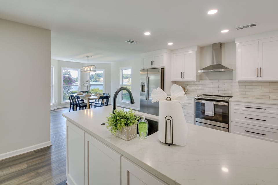 House (5 Bedrooms) | Interior