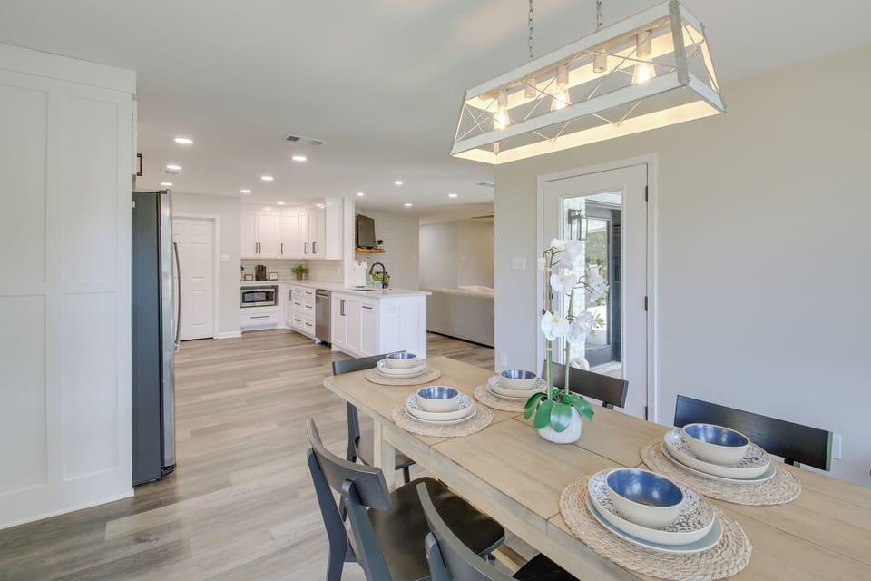 House (5 Bedrooms) | Interior
