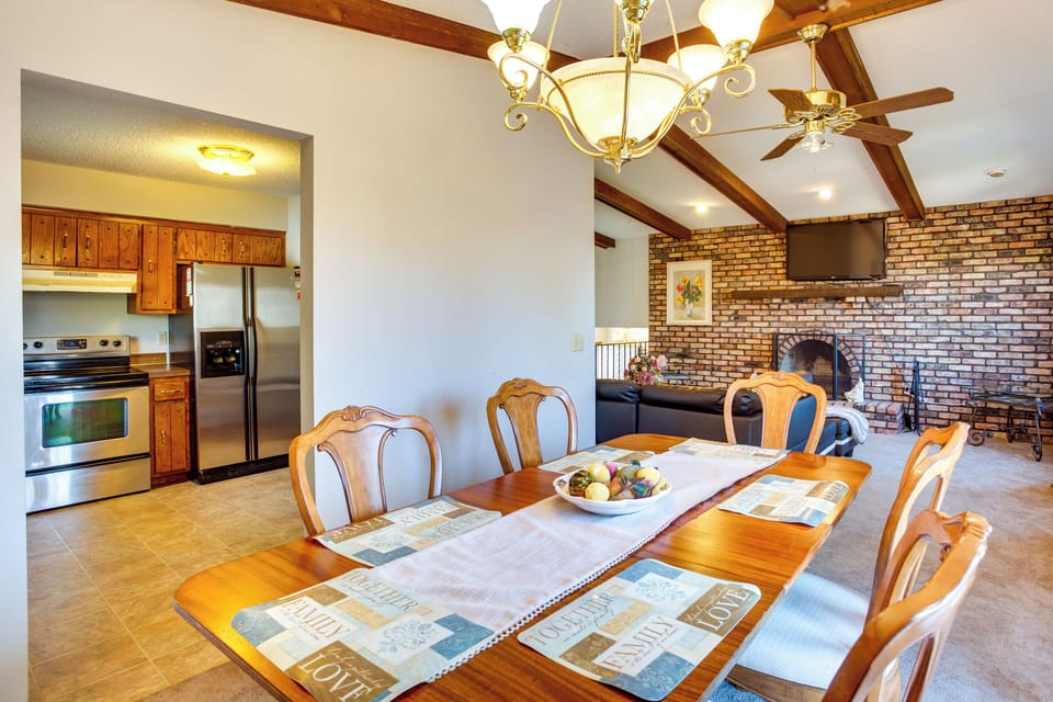 House (4 Bedrooms) | Front of property