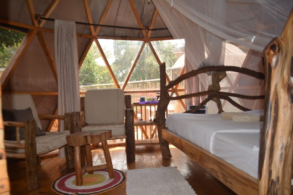 Comfort Tent | Free WiFi
